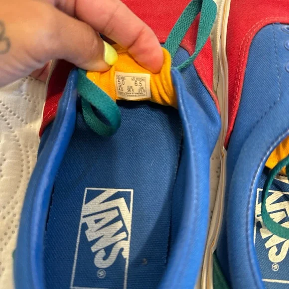 Women’s vans - Picture 4 of 4